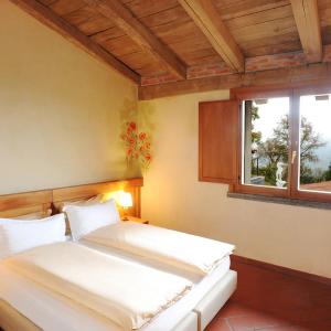 King Room with Mountain View