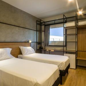Modern Apartment with 2 Single Beds