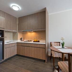 Twin Apartment