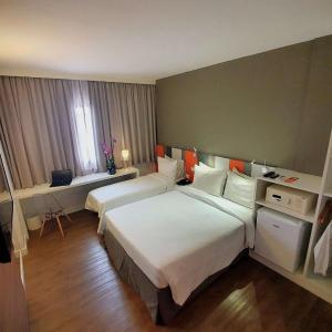 Luxury Superior Triple - 1 Double Bed and 1 Single Bed