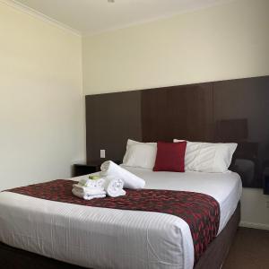 Large Queen Room