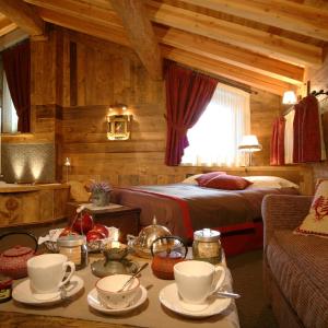 Suite with Spa Bath