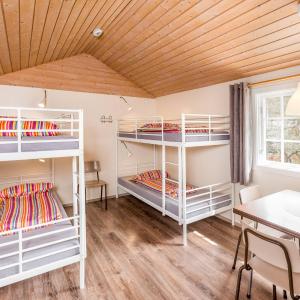 Quintuple Room with Shared Bathroom