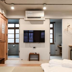 Twin Room with Private Bathroom