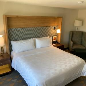 King Room - Mobility Access/Hearing Accessible