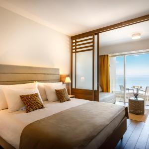 Room for 2+2 Seaview
