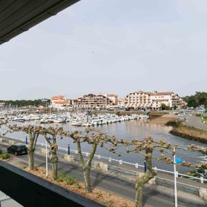 Double Room with Balcony and Port View
