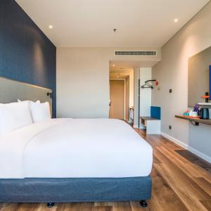 Standard King Room - Disability Access