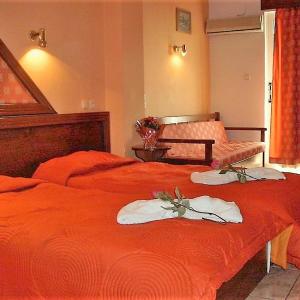 Standard Triple Room with Sea View