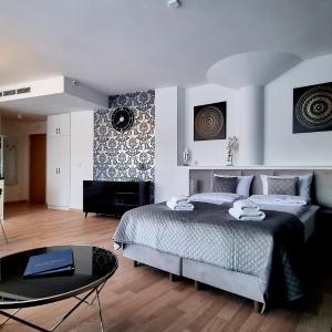 Superior Studio