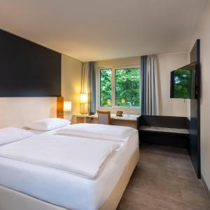 Essential Room with Queensize Bed