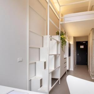 Standard Single Room with Shared Bathroom