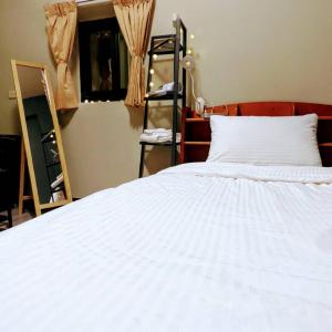 Single Room with Shared Shower and Toilet