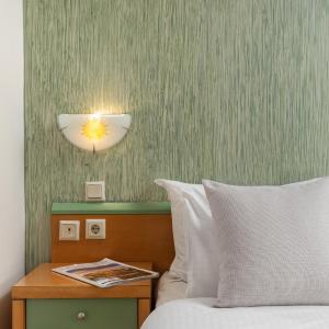 Double or Twin Room with Sea View