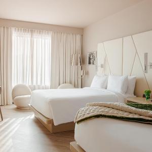 True Queen with Two Queen Beds - Accessible (No Resort Fee)