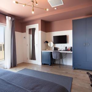 Deluxe Twin Room with Roof top Terrace