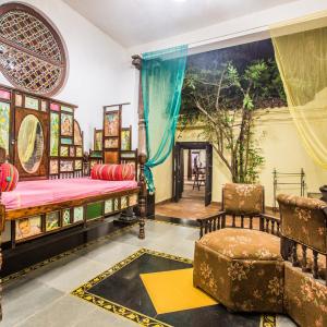 Zamin House Suite