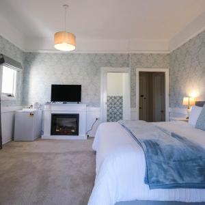 King Suite with Balcony