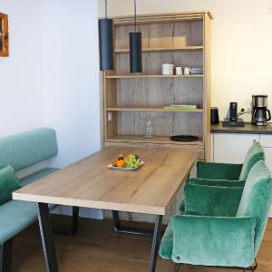 One-Bedroom Apartment (Annex)