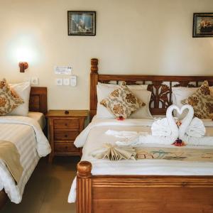Triple Room with Pool View