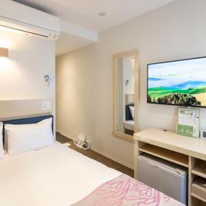 Semi Double Room - Non-Smoking 