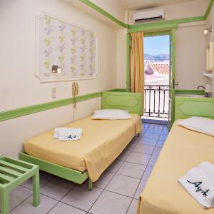 Twin Room with Private External Bathroom and Side Sea View