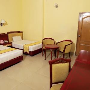 Twin Room with Bathroom