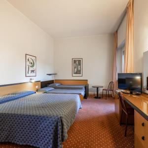 Classic Quadruple Room