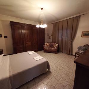 Deluxe Room (2 Adults + 1 Child)