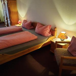 Deluxe Double Room with Shower
