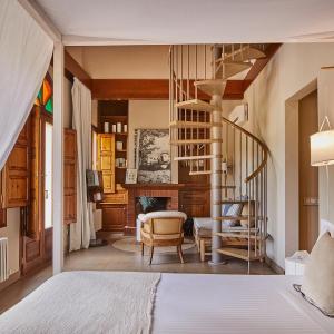 One-Bedroom Suite with Spa Access