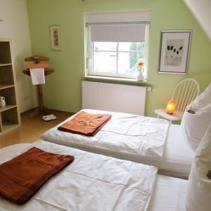 Basic Triple Room