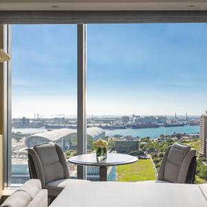 Classic King Room with Harbor View - High Floor