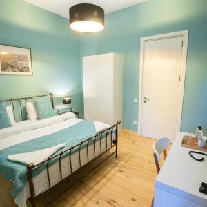 King Suite with Balcony