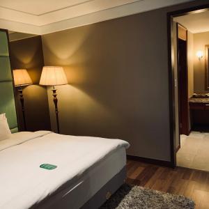 One-Bedroom Suite