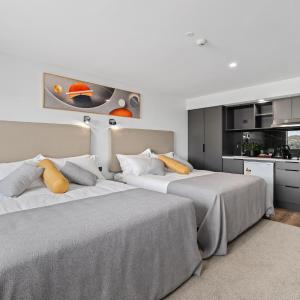 Deluxe Queen Room with Two Queen Beds
