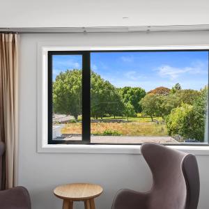 Suite with Mountain View