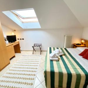 Double or Twin Room - Attic