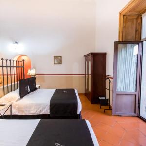 Double Room with View