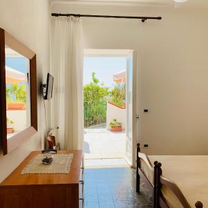Double or Twin Room with Terrace