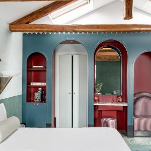 Junior Suite with Canal View