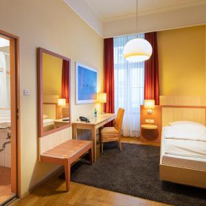 Economy Single Room