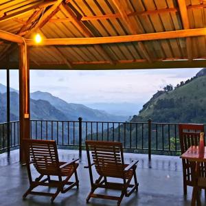 Family Room with Mountain View
