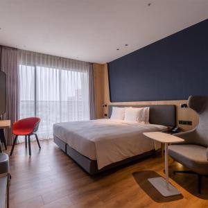 Standard Super King Room