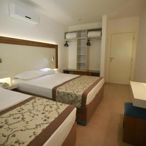One-Bedroom Apartment (4 Adults)