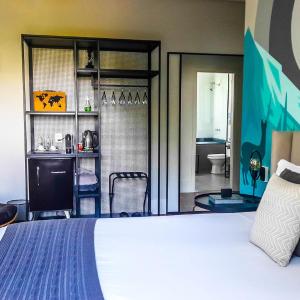 Queen Suite