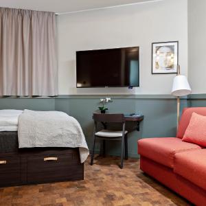 Superior Triple Room with One Queen and One Single Bed - Non-Smoking