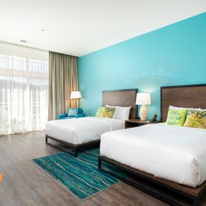 Queen Room with Balcony