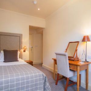 Single Guest Room 