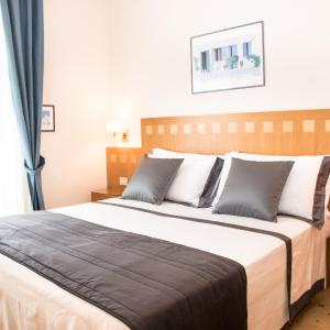 Classic Quadruple Room